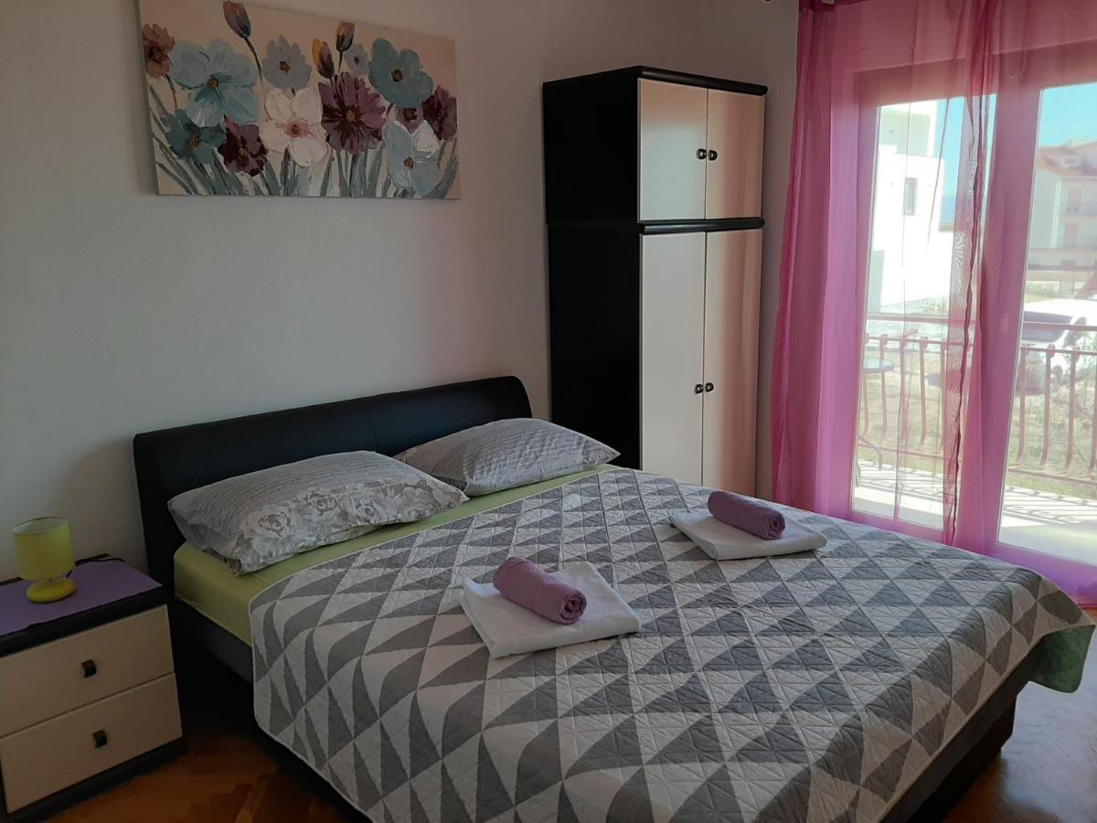 Apartments Ana Podstrana Eksteriør billede